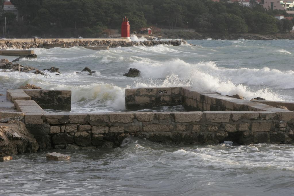 Apartments Karabaic Krk クルク エクステリア 写真