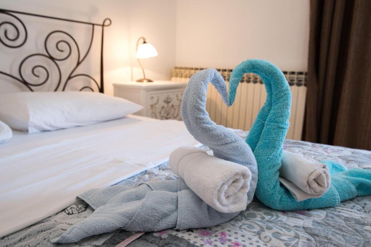 Apartments Karabaic Krk クルク エクステリア 写真