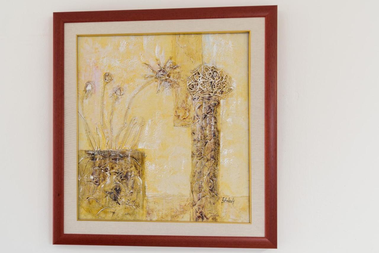 Apartments Karabaic Krk クルク エクステリア 写真
