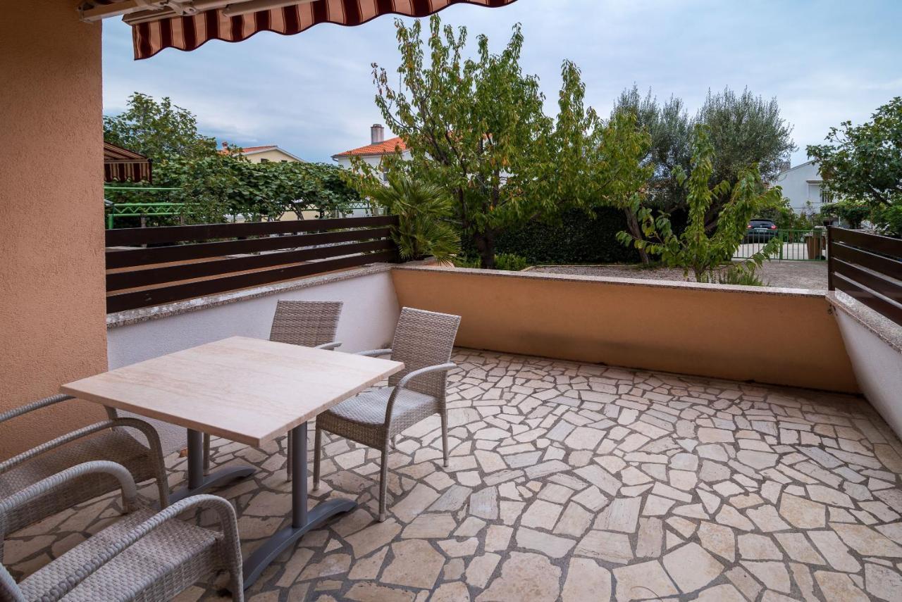 Apartments Karabaic Krk クルク 部屋 写真
